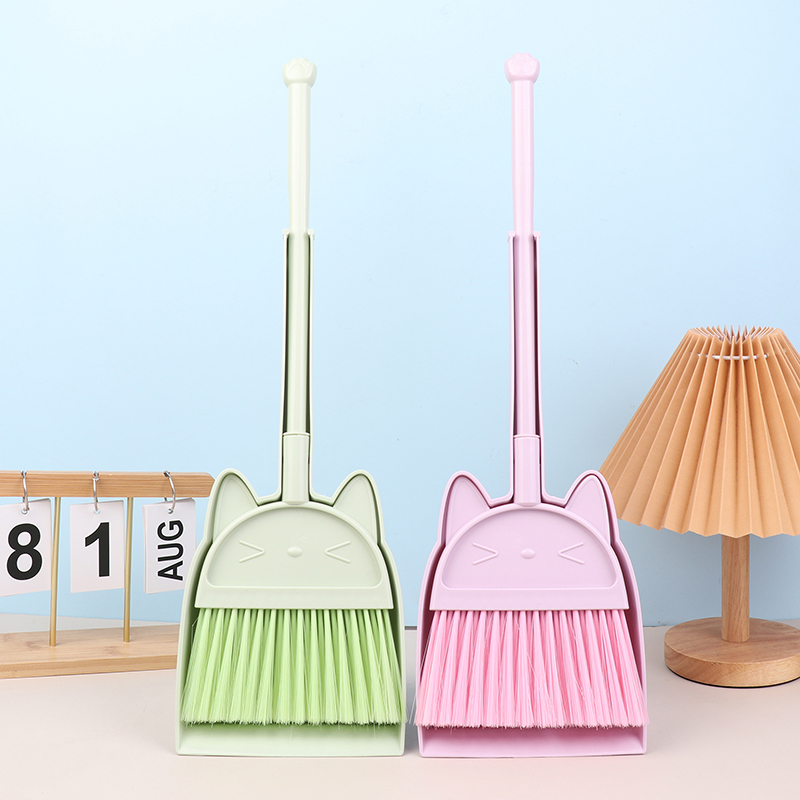 Cartoon-Style Toddler Broom Du - Kids Outdoor Broom 评论和价格